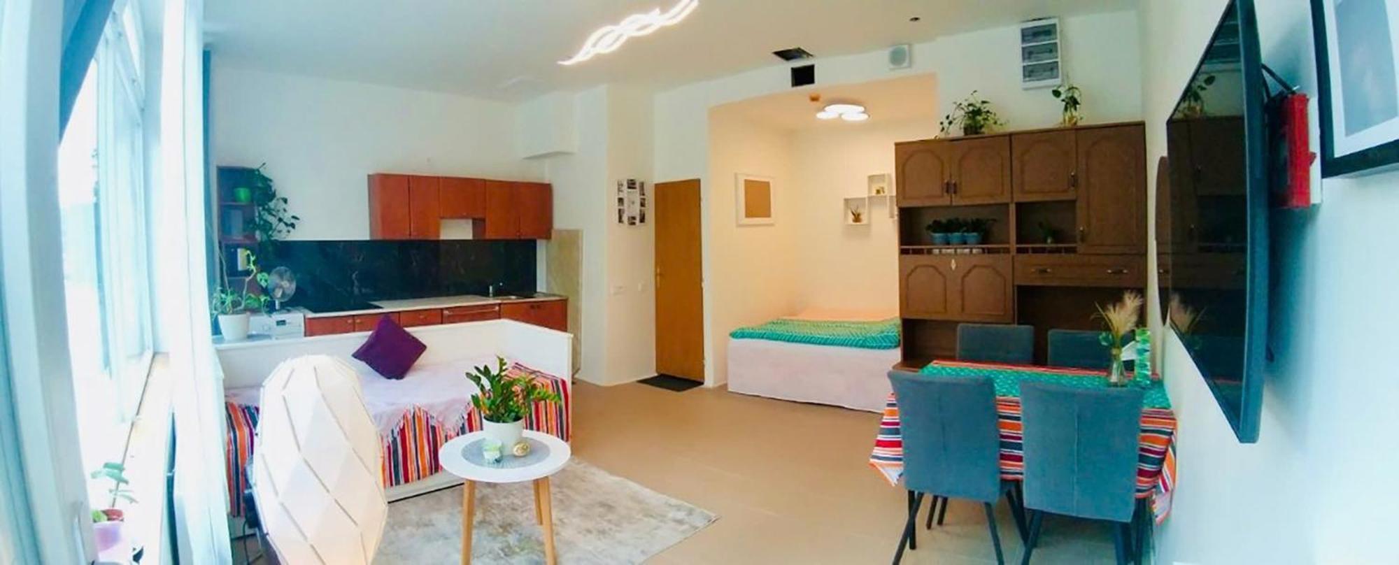 Green Studio Praha 2 L Ground Floor Free Parking Exterior photo
